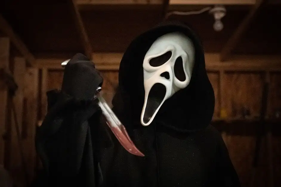 How to get the Ghostface costume in Among Us
