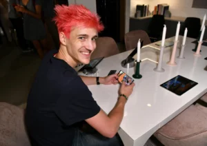 Ninja Says New Streamers Should Avoid Playing Fortnite, Other Big Games