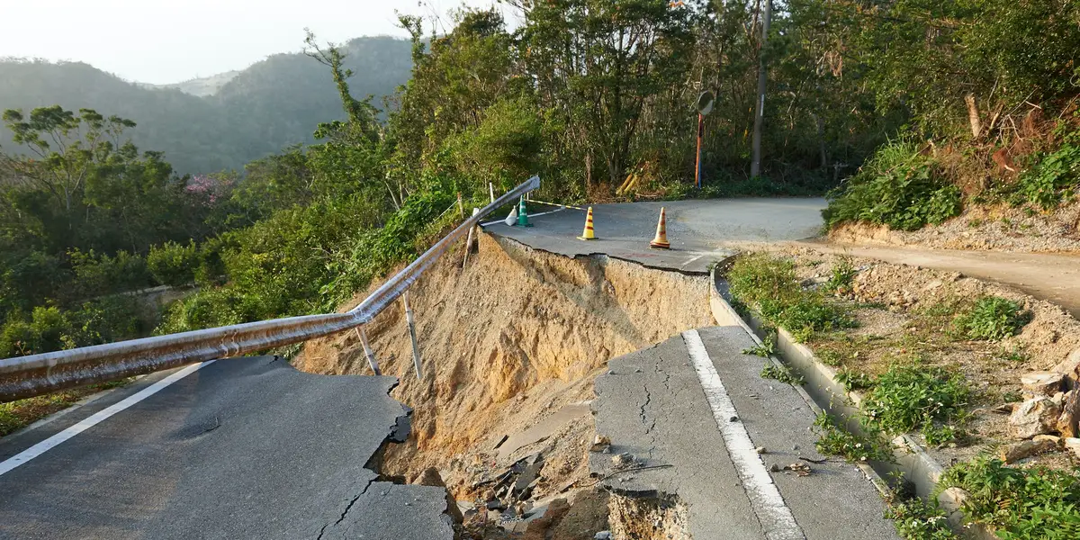 Does Homeowners Insurance Cover Landslides - Ultimate Guide